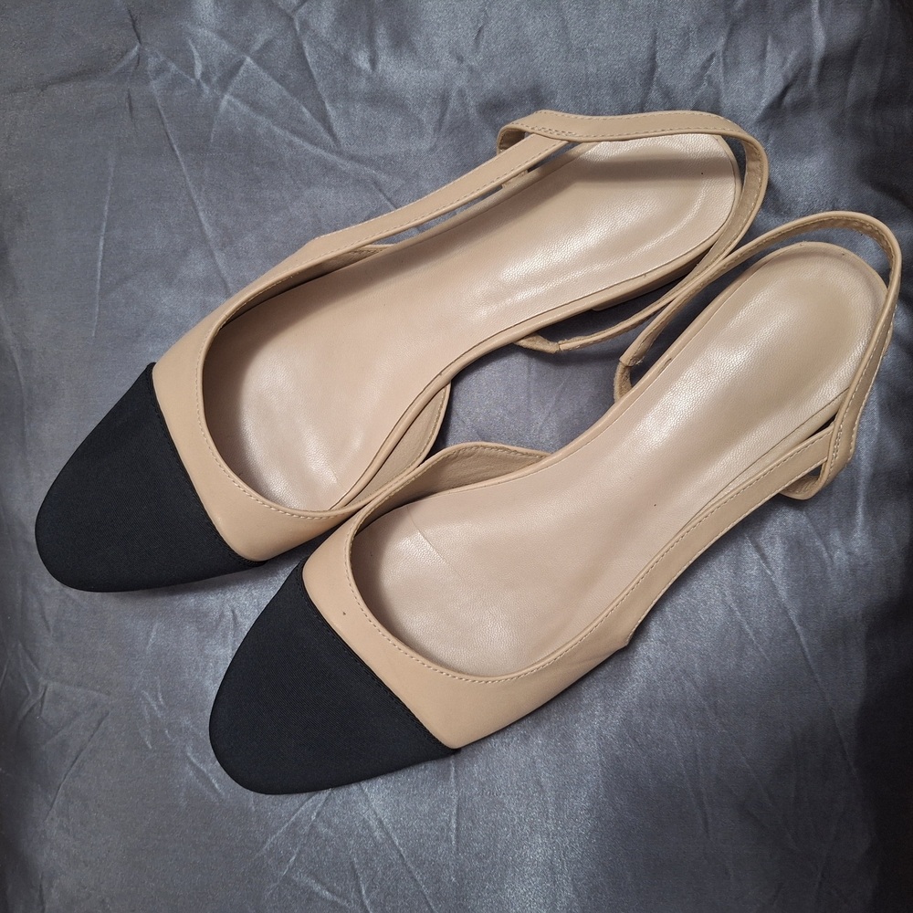 Elegant Tan and Black Women's Slingback Flat Shoes Size 10